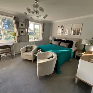  Homestay Jubilee House United Kingdom